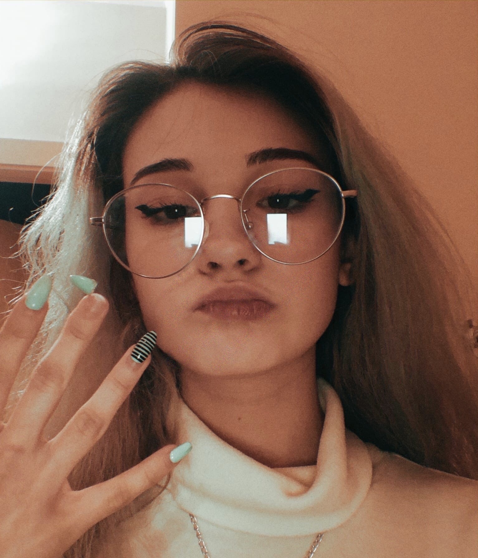 Лида привлекальеная девушка из Борзи цена от 3500 руб