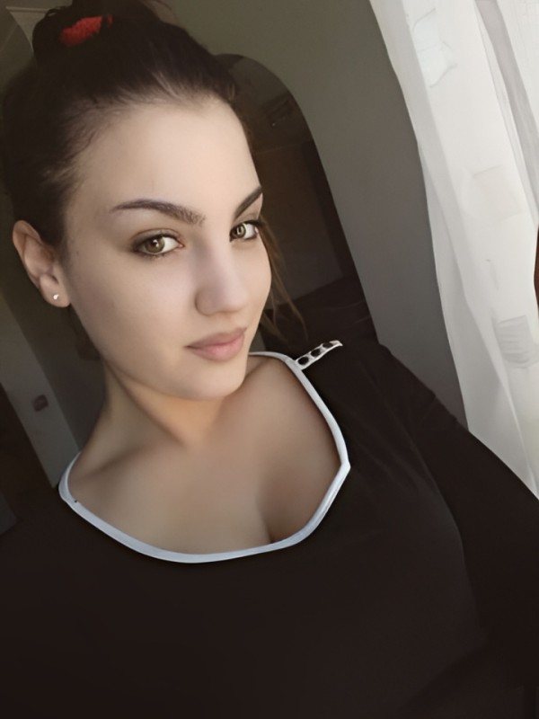 Анюта привлекательная девушка из Борзи цена от 2000 руб