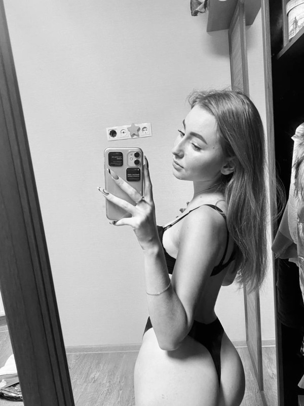 Настя привлекательная девушка из Борзи цена от 3000 руб